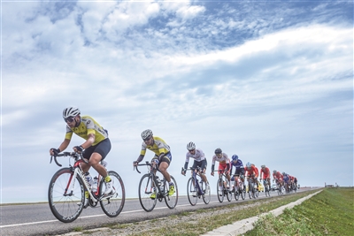 zgtyb0801004_004_01_b.jpg zgtyb0801004_004_01_b.jpg