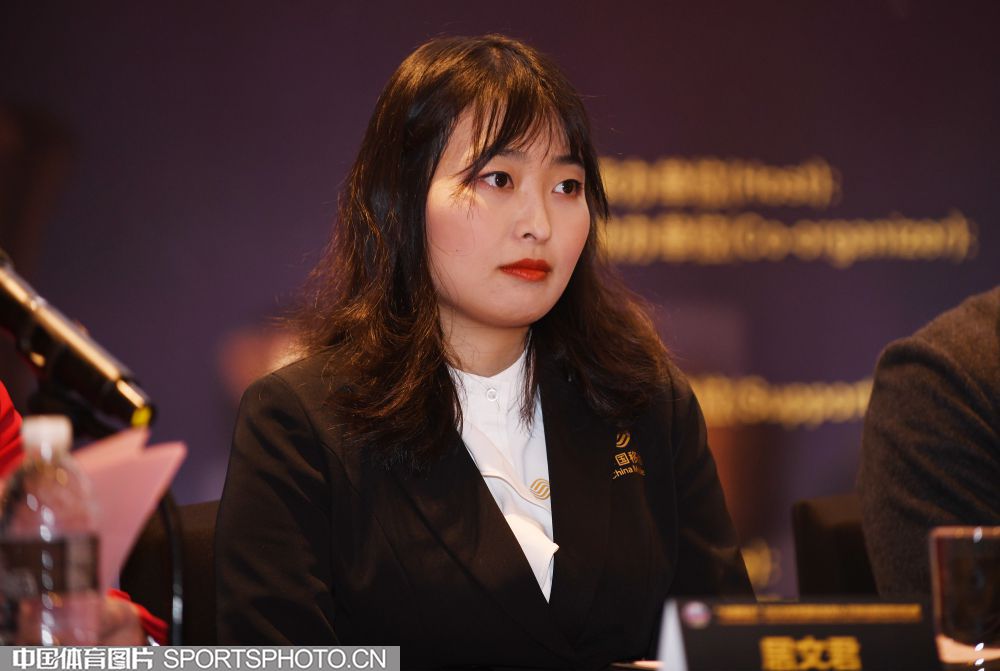 W_49252787_20010419_nmz.jpg W_49252787_20010419_nmz.jpg