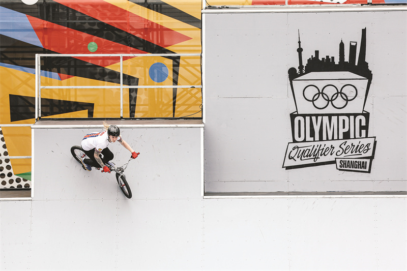 Co0VvGZFPsGAO0xCAC99QtirkJw150.jpg Co0VvGZFPsGAO0xCAC99QtirkJw150.jpg