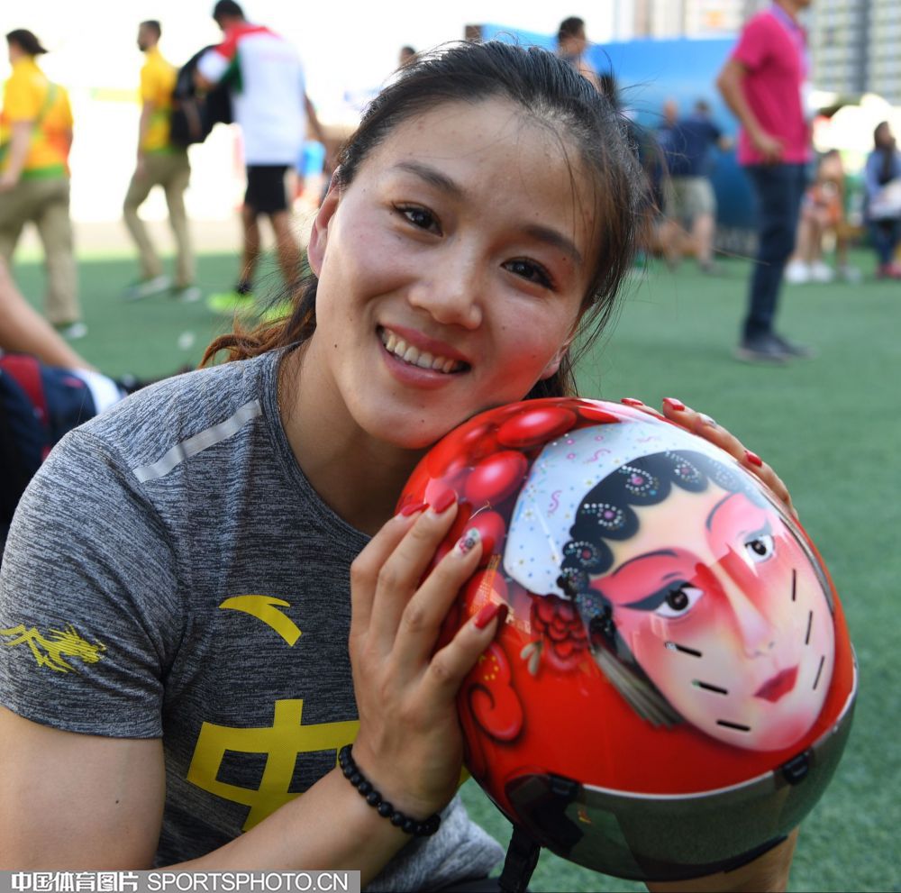 W_59050374_16081602_lyr.jpg W_59050374_16081602_lyr.jpg