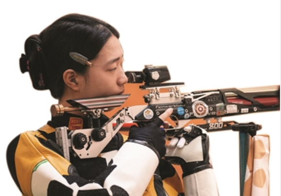 射击黄雨婷.png 射击黄雨婷.png