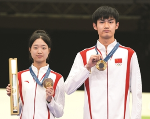 合照3.png 合照3.png