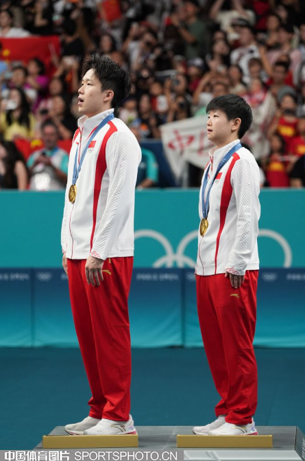 莎头颁奖.png 莎头颁奖.png