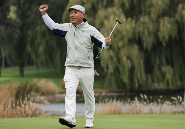 高尔夫1.jpg 高尔夫1.jpg