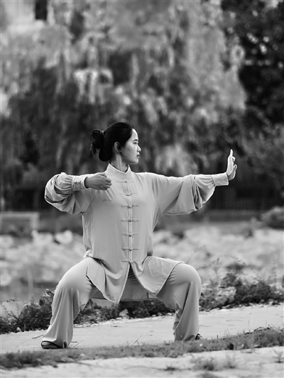 0104-健身1.jpg 0104-健身1.jpg