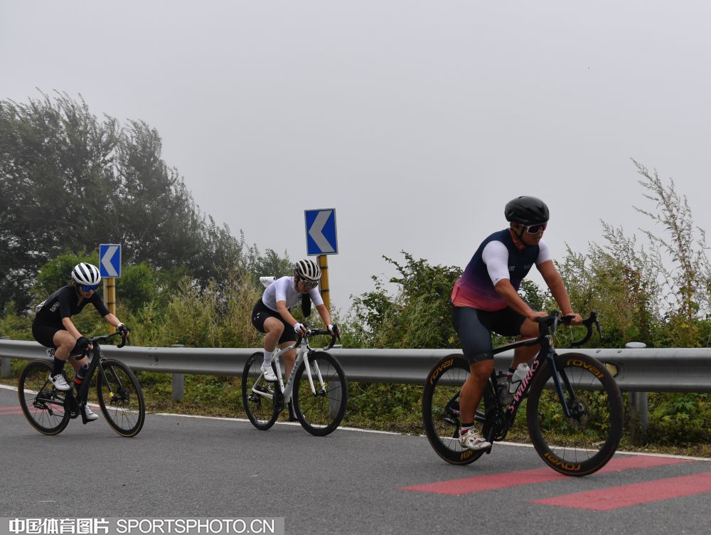 W_4044672_22090321_chy.jpg W_4044672_22090321_chy.jpg