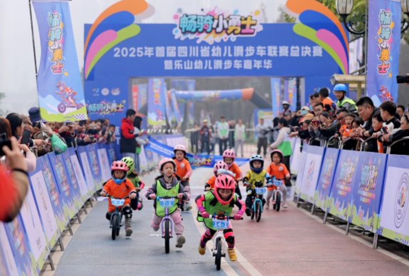 360截图20251201164147329.jpg 360截图20251201164147329.jpg