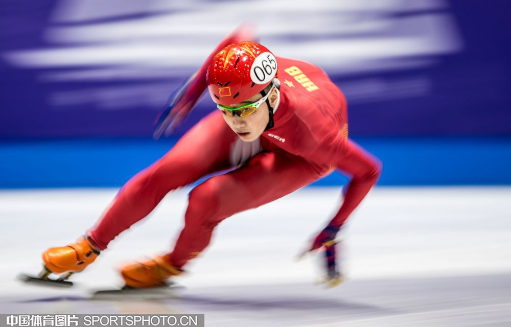 052.jpg